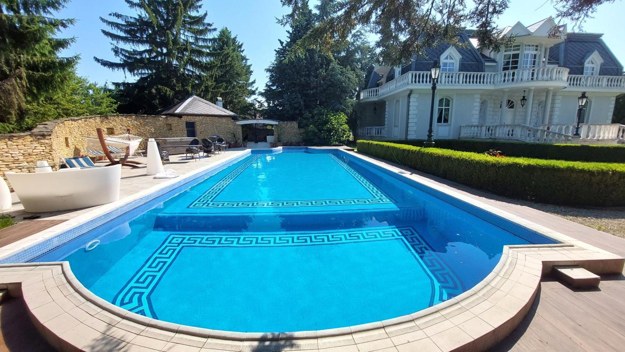 Castle Garden *** Apartment Szombathely Luaran gambar