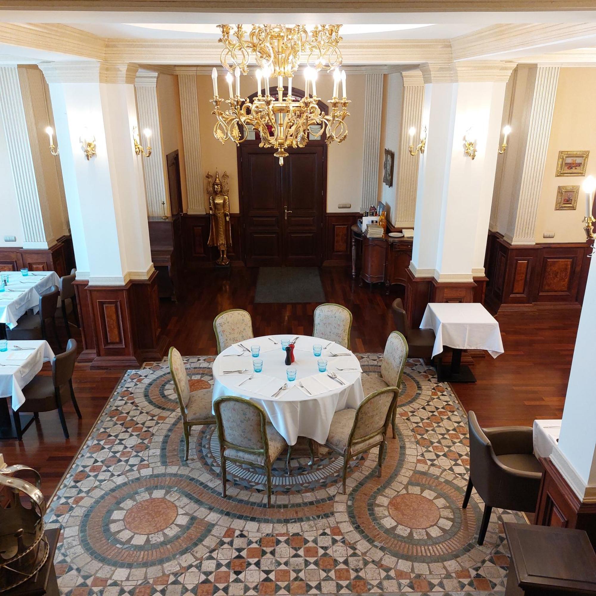 Castle Garden *** Apartment Szombathely Luaran gambar